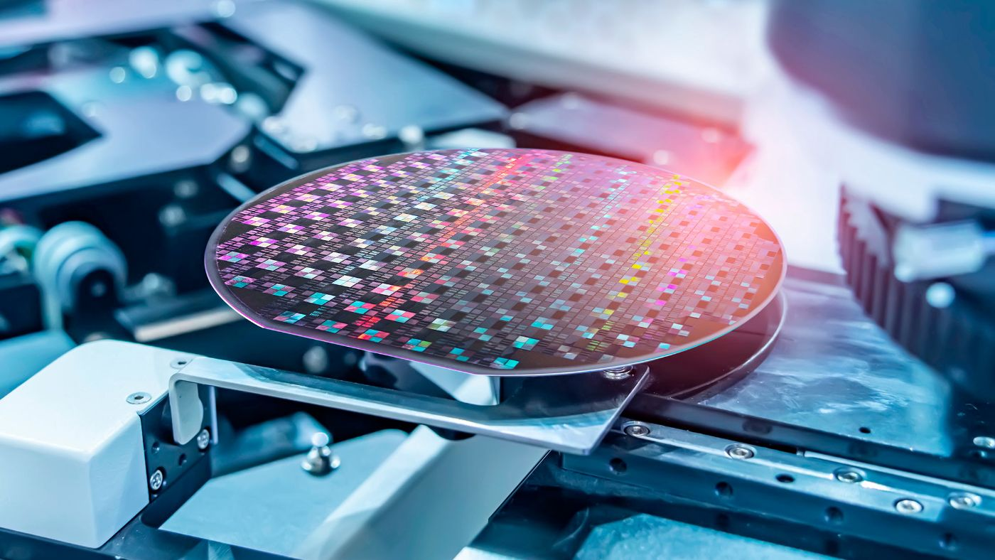 High precision heat for wafer IR